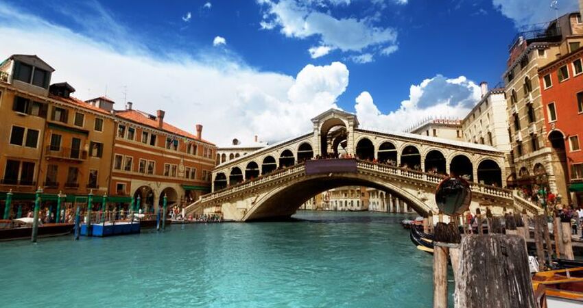 VENEDİK KARNAVALI TURU (SEVGİLİLER GÜNÜ ÖZEL)