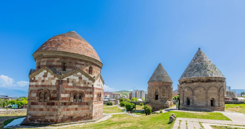 İkonik Doğu Anadolu & Nahçıvan Turu